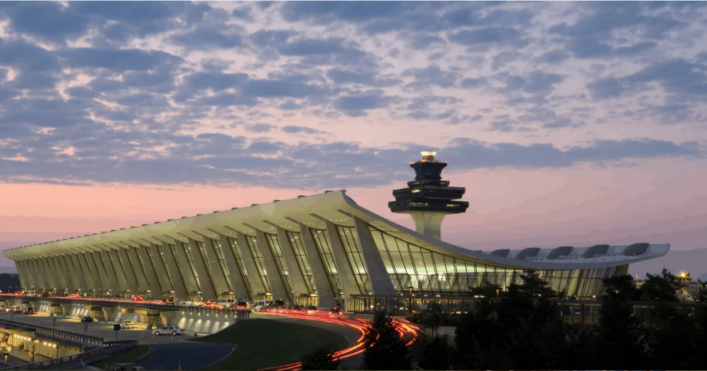 Luxury Dulles Airport car services with professional chauffeur